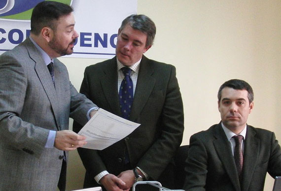 网页电话直接拨打